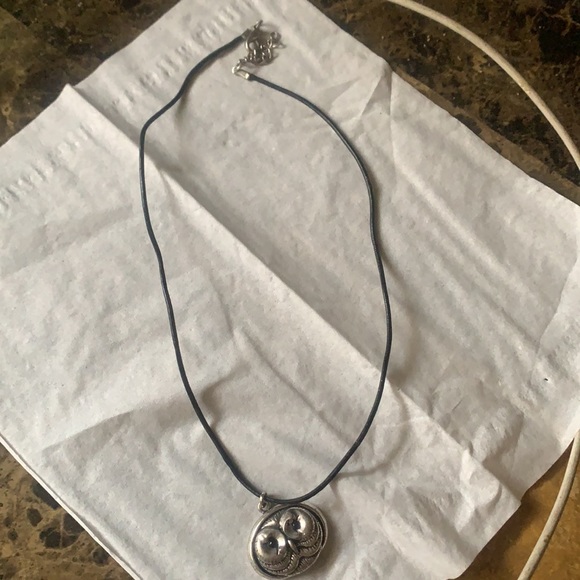 Owl Pendant - Picture 2 of 5